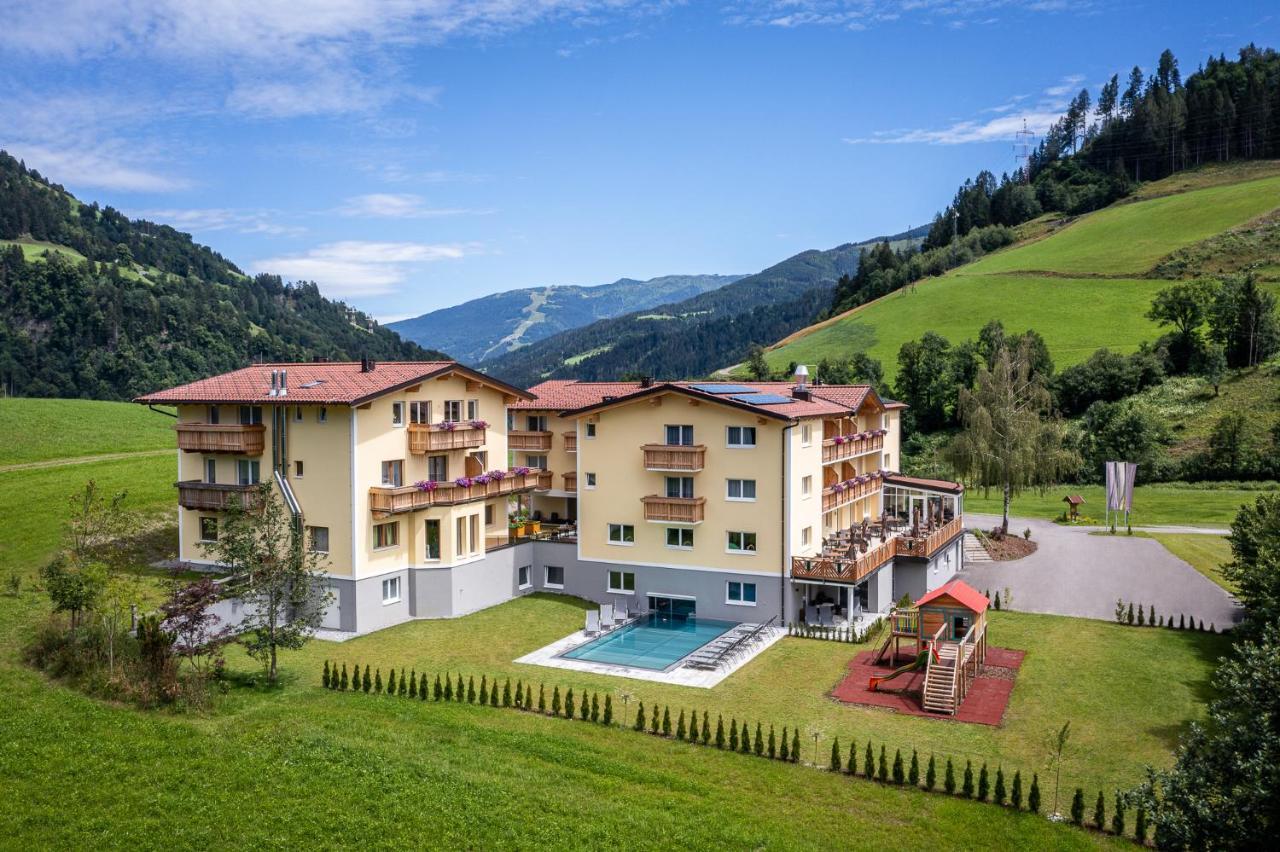 Hotel Der Alpenblick à Sankt Johann im Pongau Extérieur photo