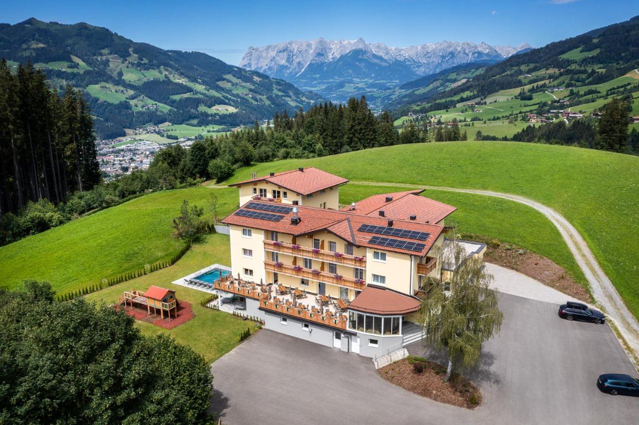 Hotel Der Alpenblick à Sankt Johann im Pongau Extérieur photo